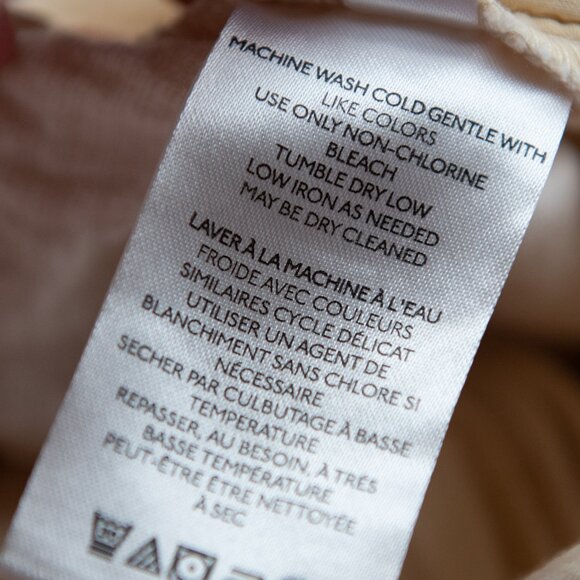 By Anthropologie Demi Textured Jumpsuit Sleeveless Cotton V-Neck Cream Size 2 - Picture 4 of 8